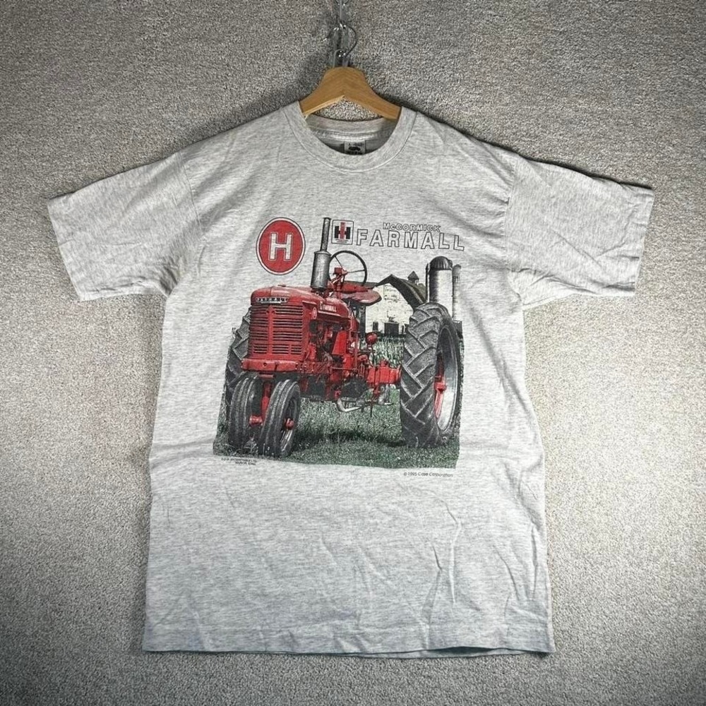 Vintage International harvester tractor farming single stitch tshirt